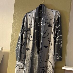 Liver pool la Gray and Black Floral Cardigan new without tags